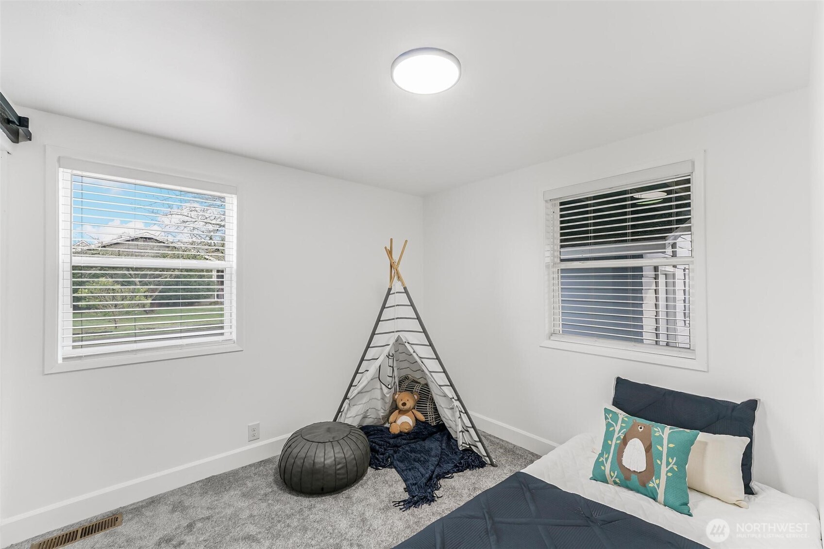 927 21st Street SE, Puyallup, WA 98372