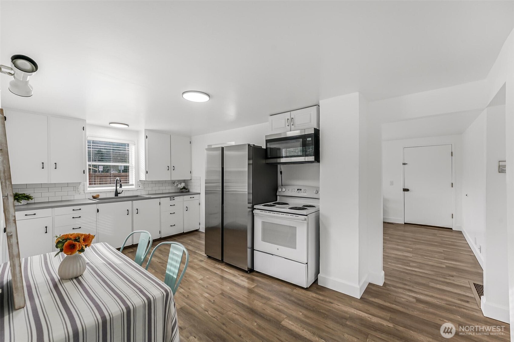 927 21st Street SE, Puyallup, WA 98372