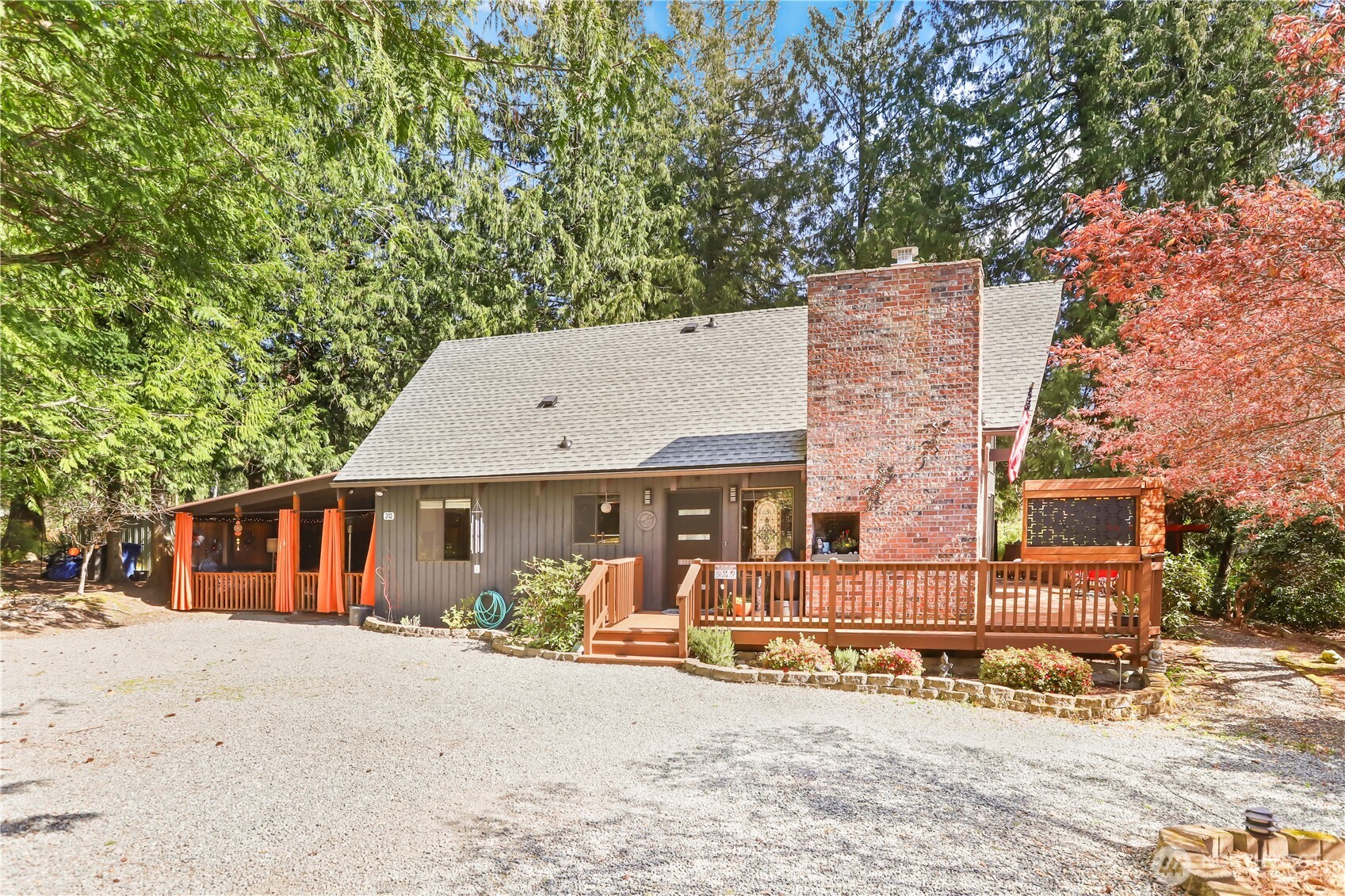 312 Willapa Place , La Conner, WA 98257