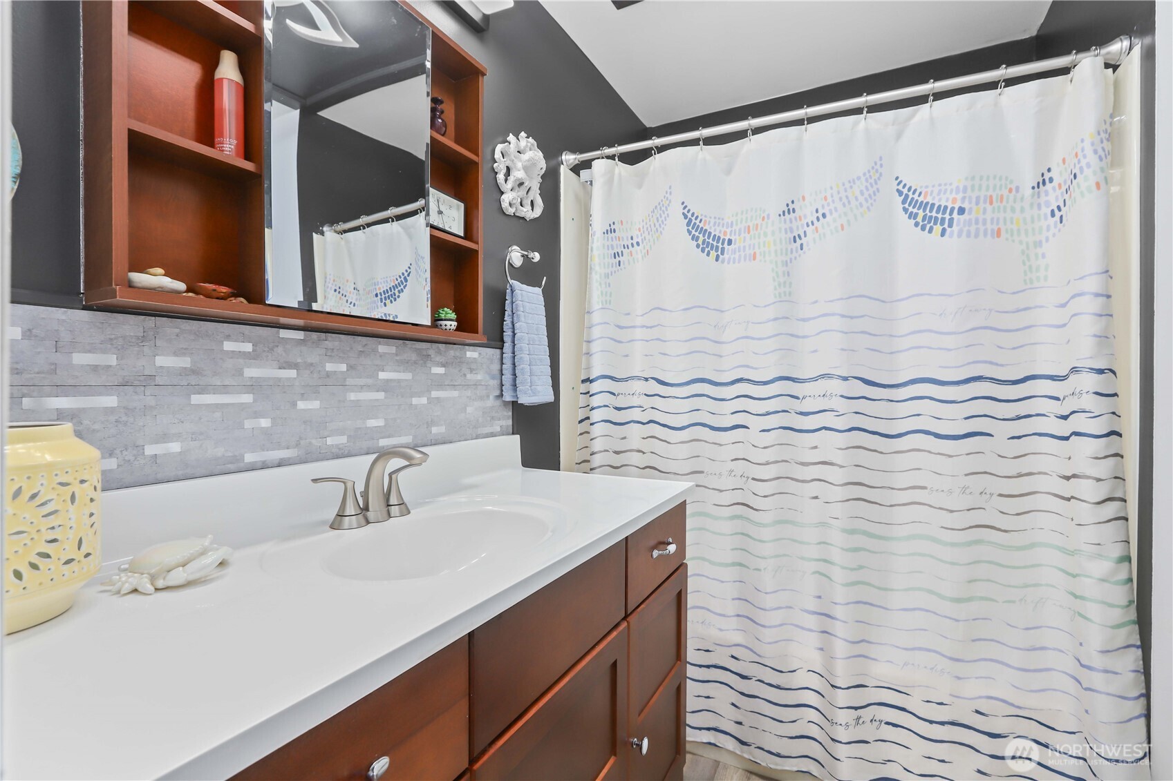 312 Willapa Place , La Conner, WA 98257