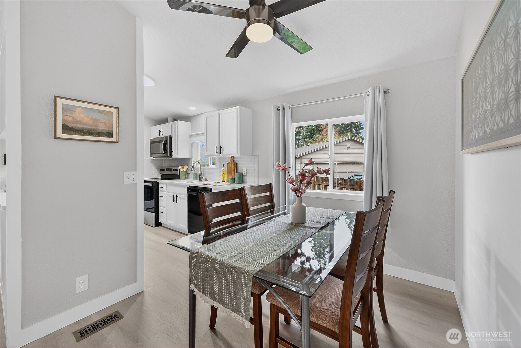 12825 NE 198th Court , Bothell, WA 98011