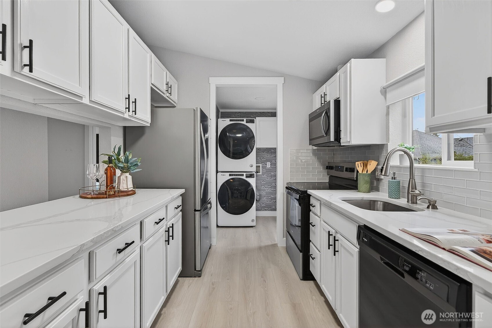 12825 NE 198th Court , Bothell, WA 98011