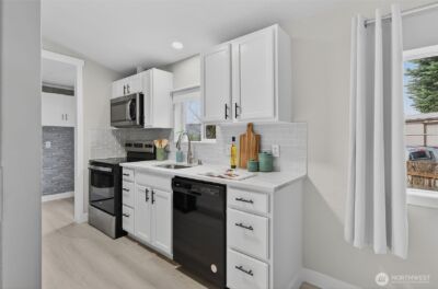 12825 NE 198th Court , Bothell, WA 98011 - Photo 15