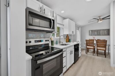 12825 NE 198th Court , Bothell, WA 98011 - Photo 17