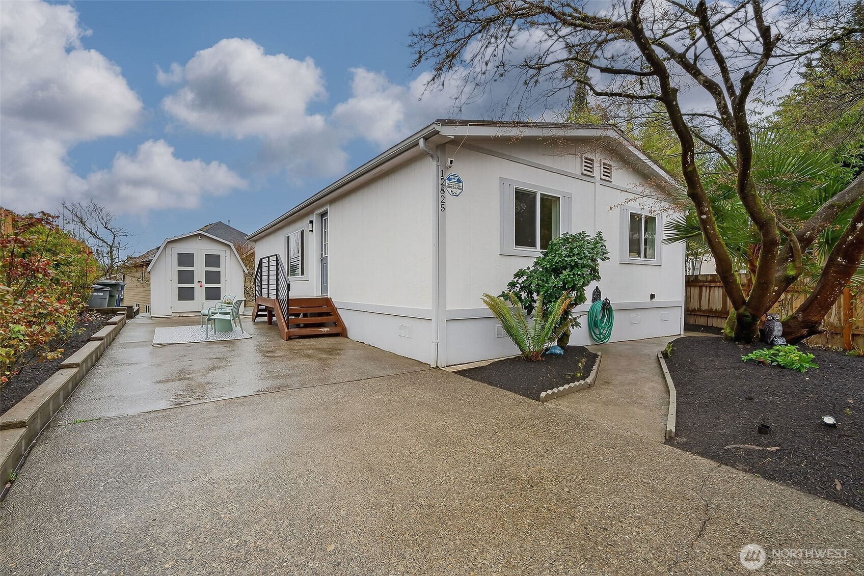 12825 NE 198th Court , Bothell, WA 98011