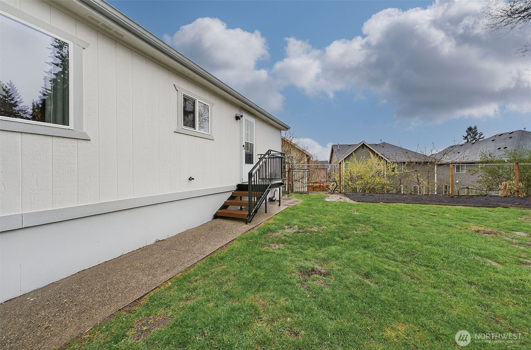 12825 NE 198th Court , Bothell, WA 98011