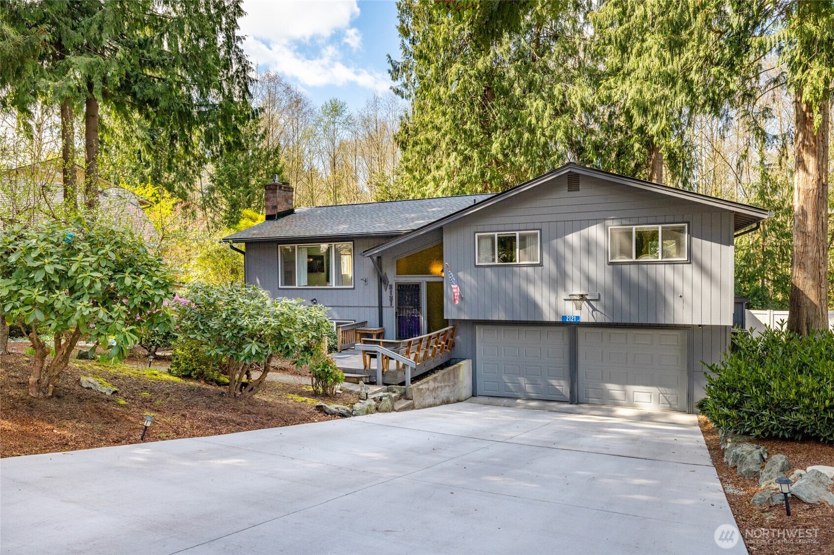 2121 S Cedar Hills Drive , Mount Vernon, WA 98274