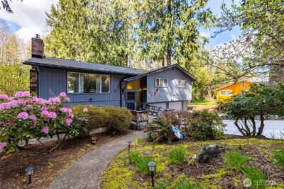 2121 S Cedar Hills Drive , Mount Vernon, WA 98274 - Photo 2