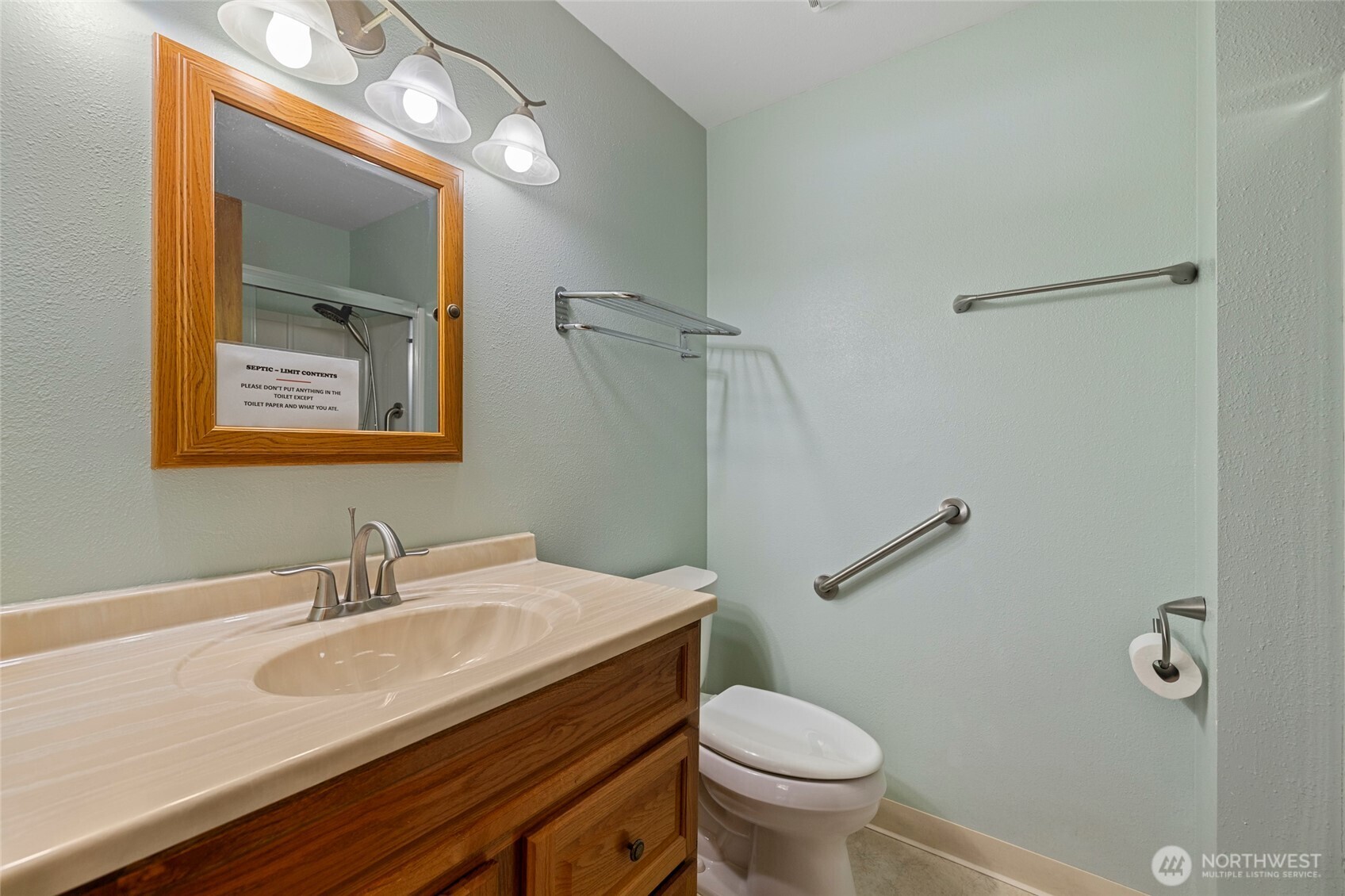 2121 S Cedar Hills Drive , Mount Vernon, WA 98274