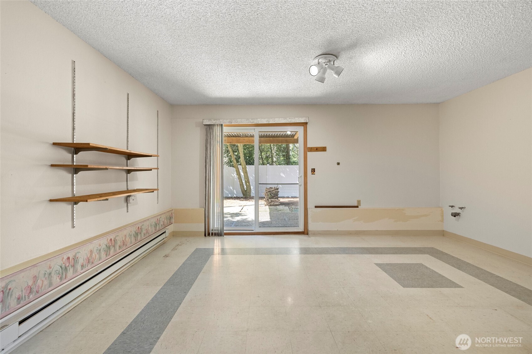 2121 S Cedar Hills Drive , Mount Vernon, WA 98274