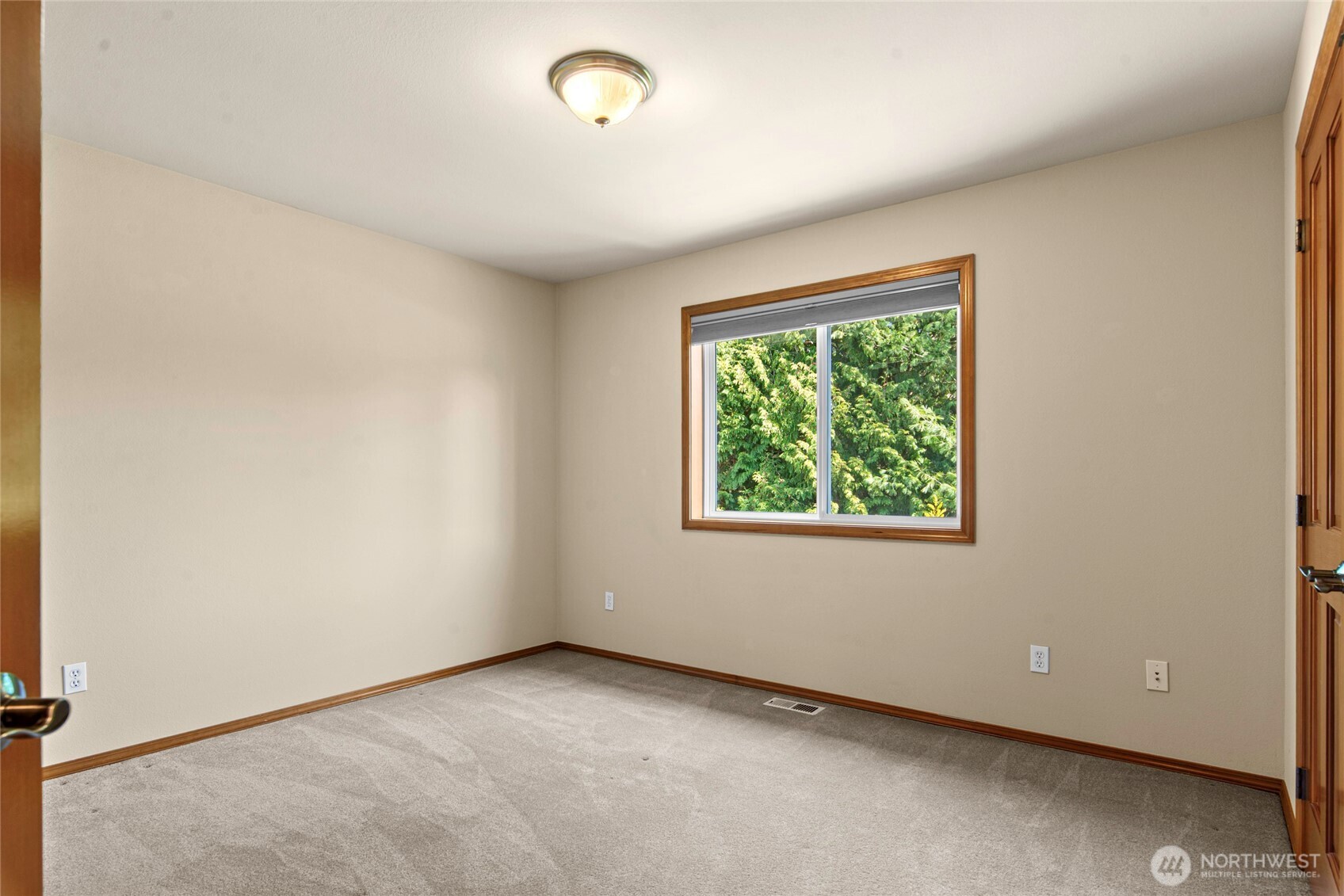 15523 SE 261st Place , Covington, WA 98042