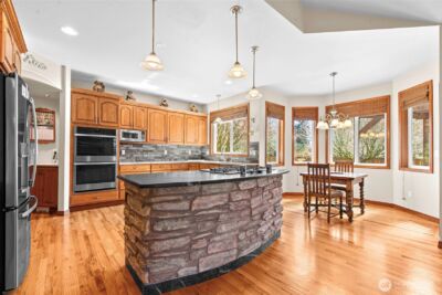 15523 SE 261st Place , Covington, WA 98042 - Photo 9