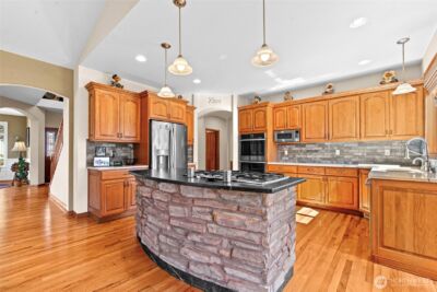 15523 SE 261st Place , Covington, WA 98042 - Photo 10