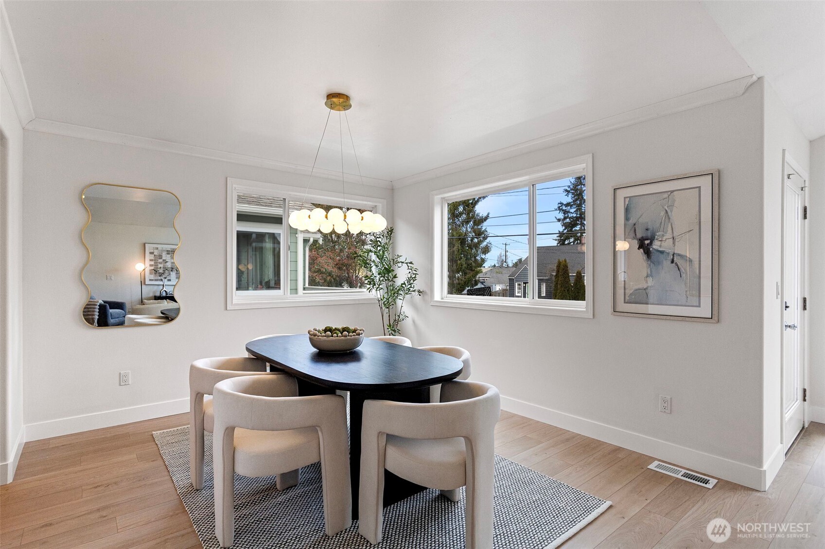 347 N 103rd Street , Seattle, WA 98133