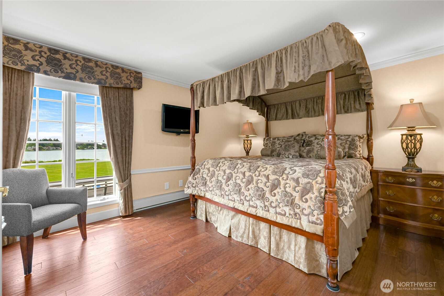 7245 Barbers Grove Lane , Lynden, WA 98264