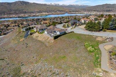2450 Twin Peaks View , East Wenatchee, WA 98802 - Photo 11