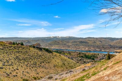 2450 Twin Peaks View , East Wenatchee, WA 98802 - Photo 18