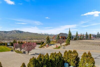 2450 Twin Peaks View , East Wenatchee, WA 98802 - Photo 20