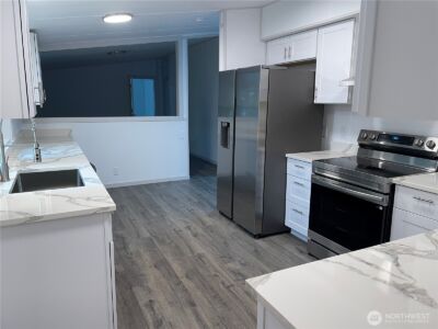 827 West Valley Highway #46, Kent, WA 98032 - Photo 4