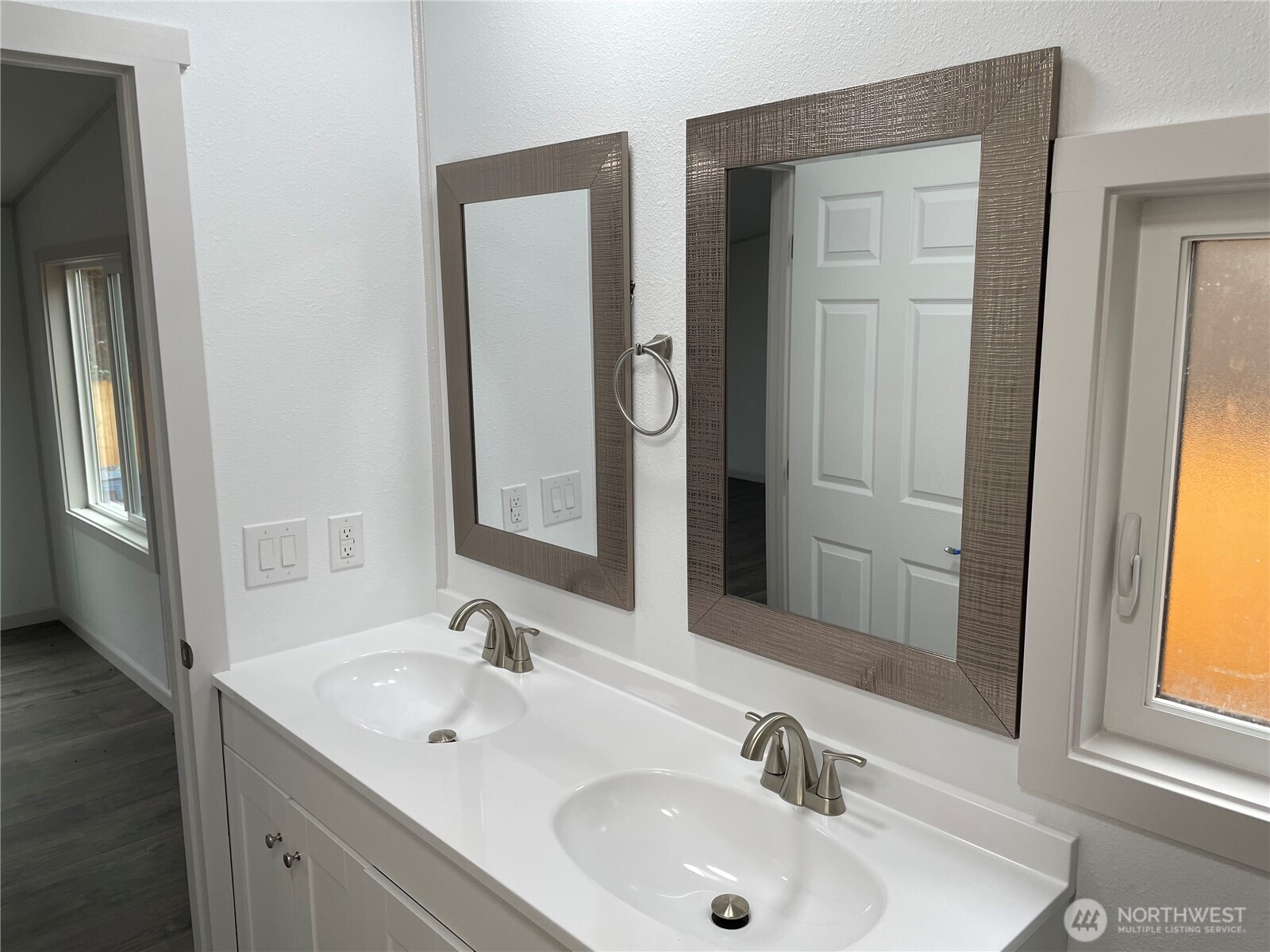 827 West Valley Highway #46, Kent, WA 98032