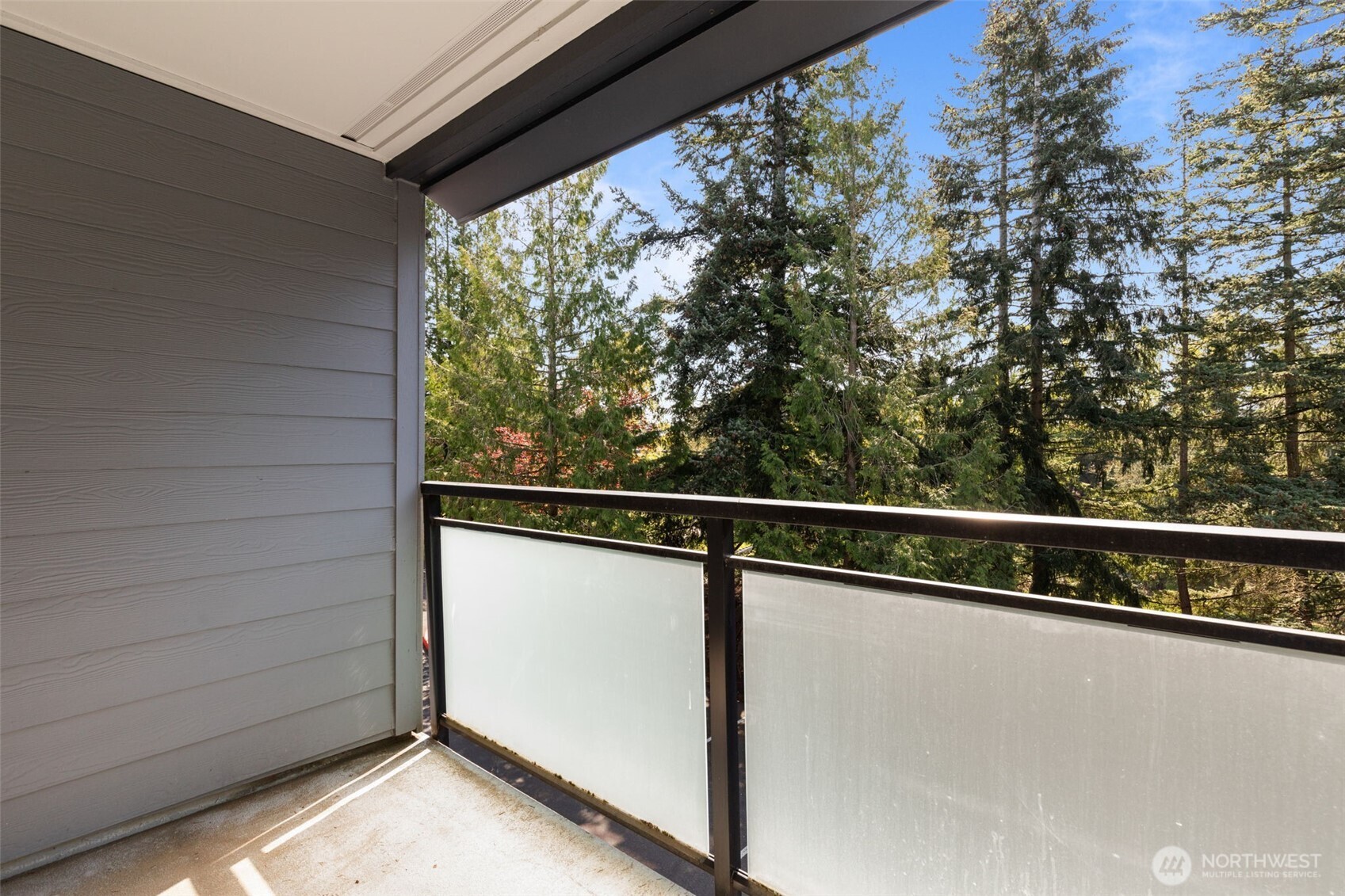 2517 NE 4th Street #523, Renton, WA 98056