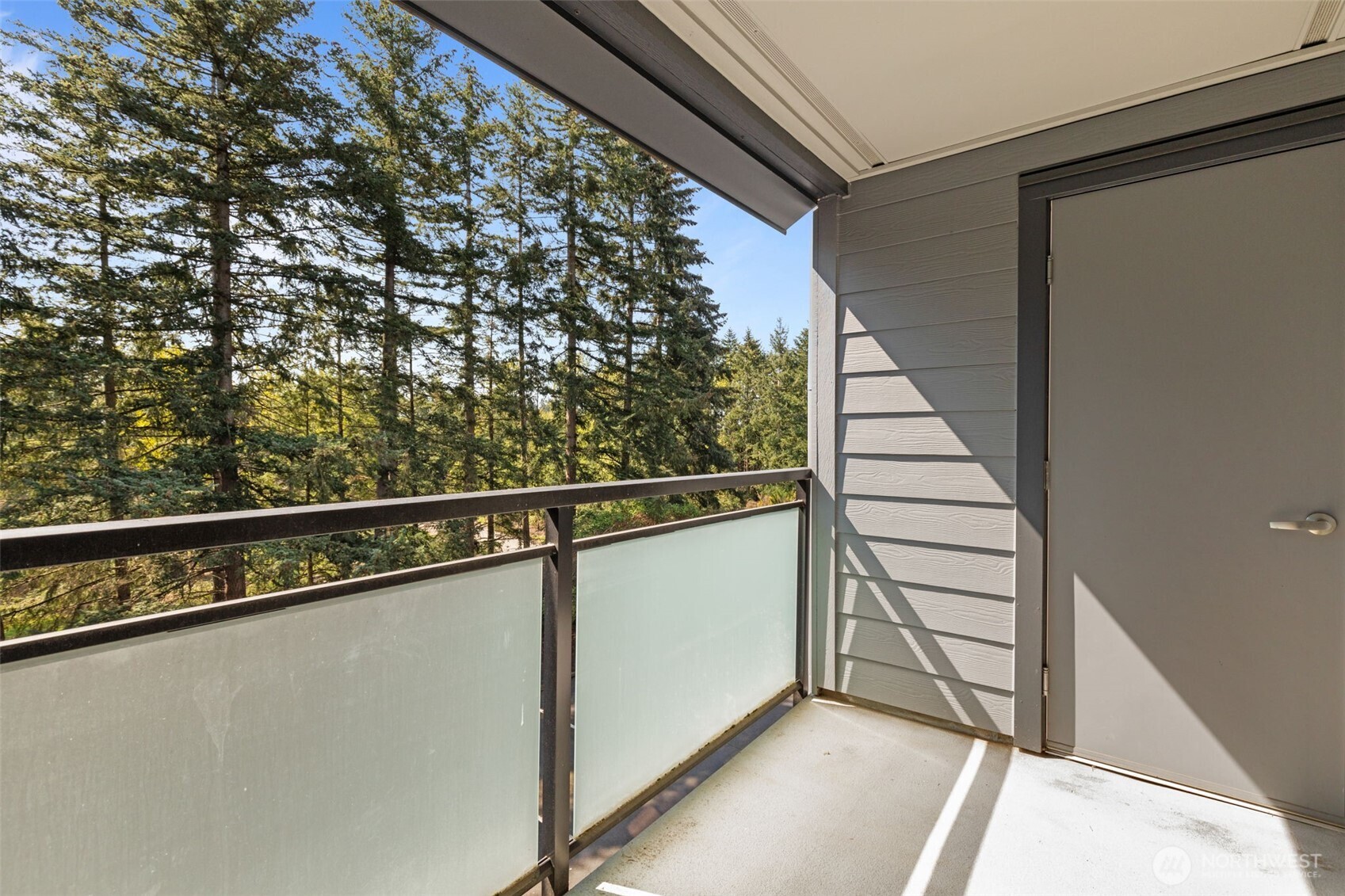 2517 NE 4th Street #523, Renton, WA 98056