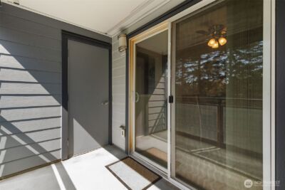 2517 NE 4th Street #523, Renton, WA 98056 - Photo 15