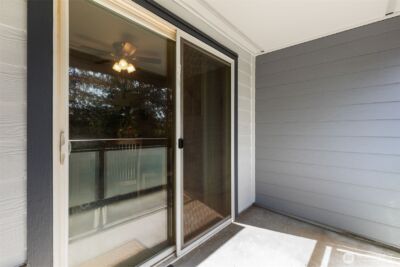 2517 NE 4th Street #523, Renton, WA 98056 - Photo 16