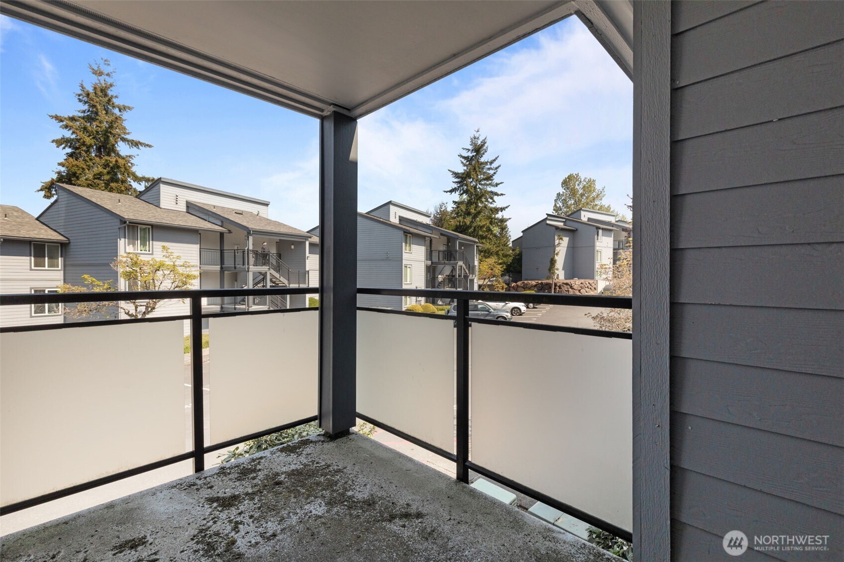 2517 NE 4th Street #523, Renton, WA 98056