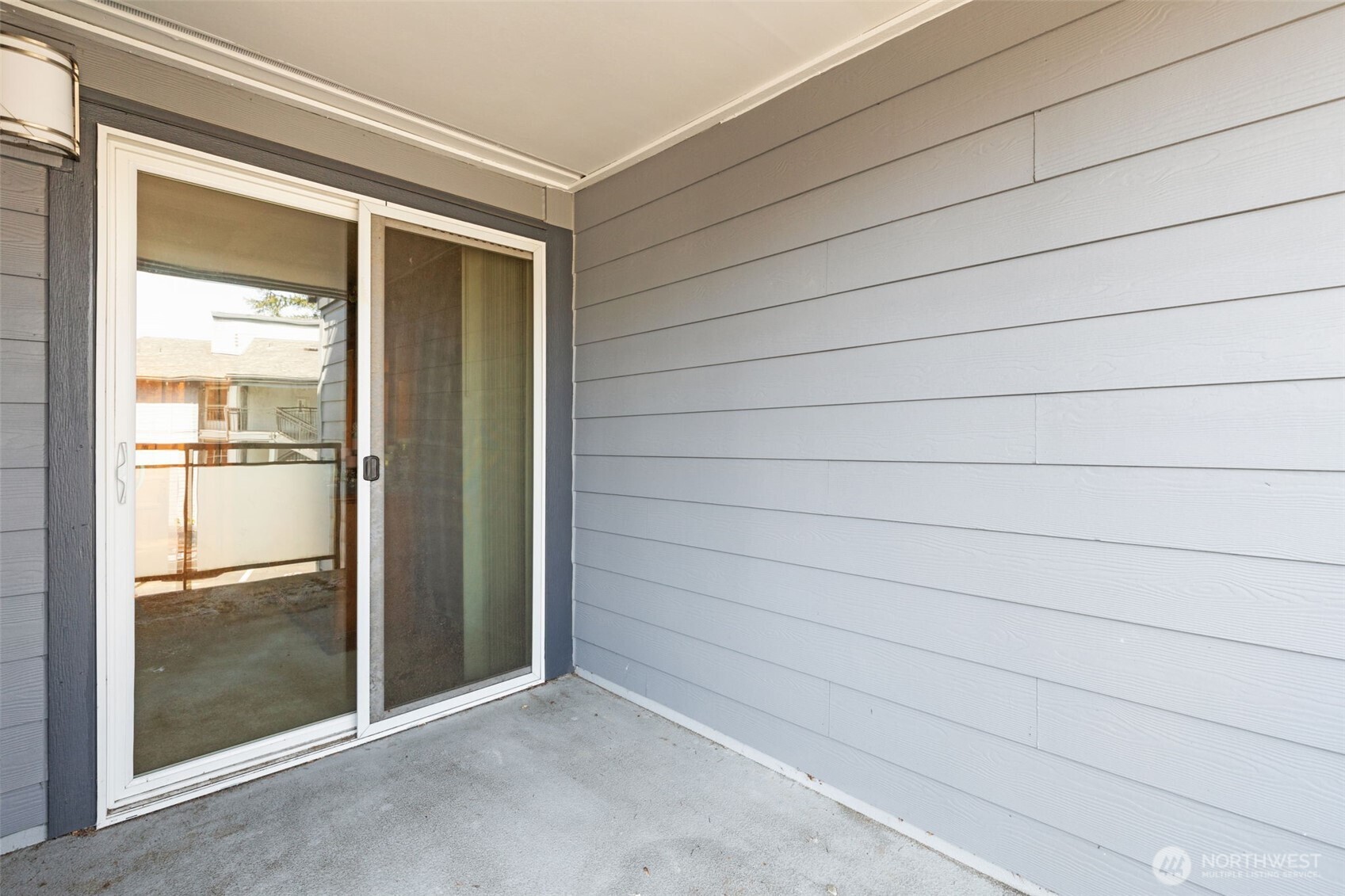 2517 NE 4th Street #523, Renton, WA 98056