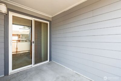 2517 NE 4th Street #523, Renton, WA 98056 - Photo 23