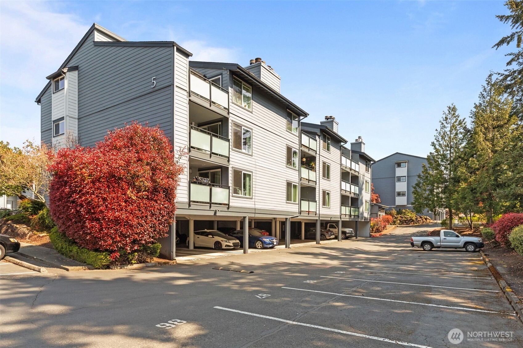2517 NE 4th Street #523, Renton, WA 98056