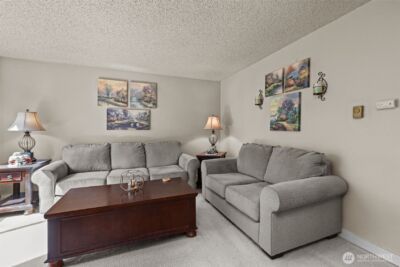 2517 NE 4th Street #523, Renton, WA 98056 - Photo 4