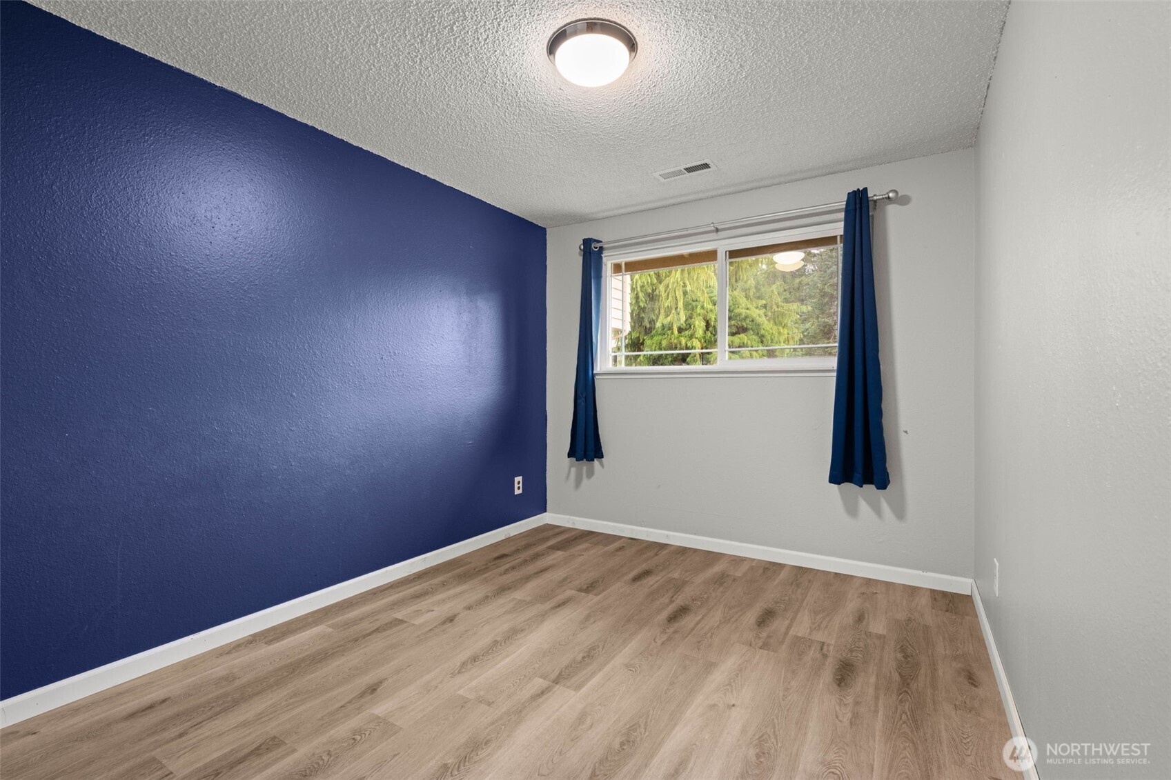 1209 Dundee Drive , Cosmopolis, WA 98537