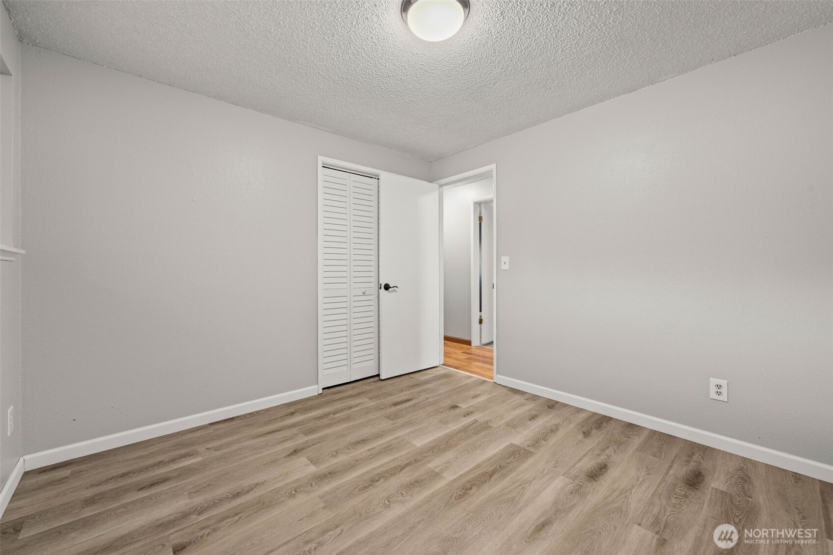 1209 Dundee Drive , Cosmopolis, WA 98537