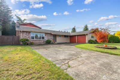 1209 Dundee Drive , Cosmopolis, WA 98537 - Photo 2