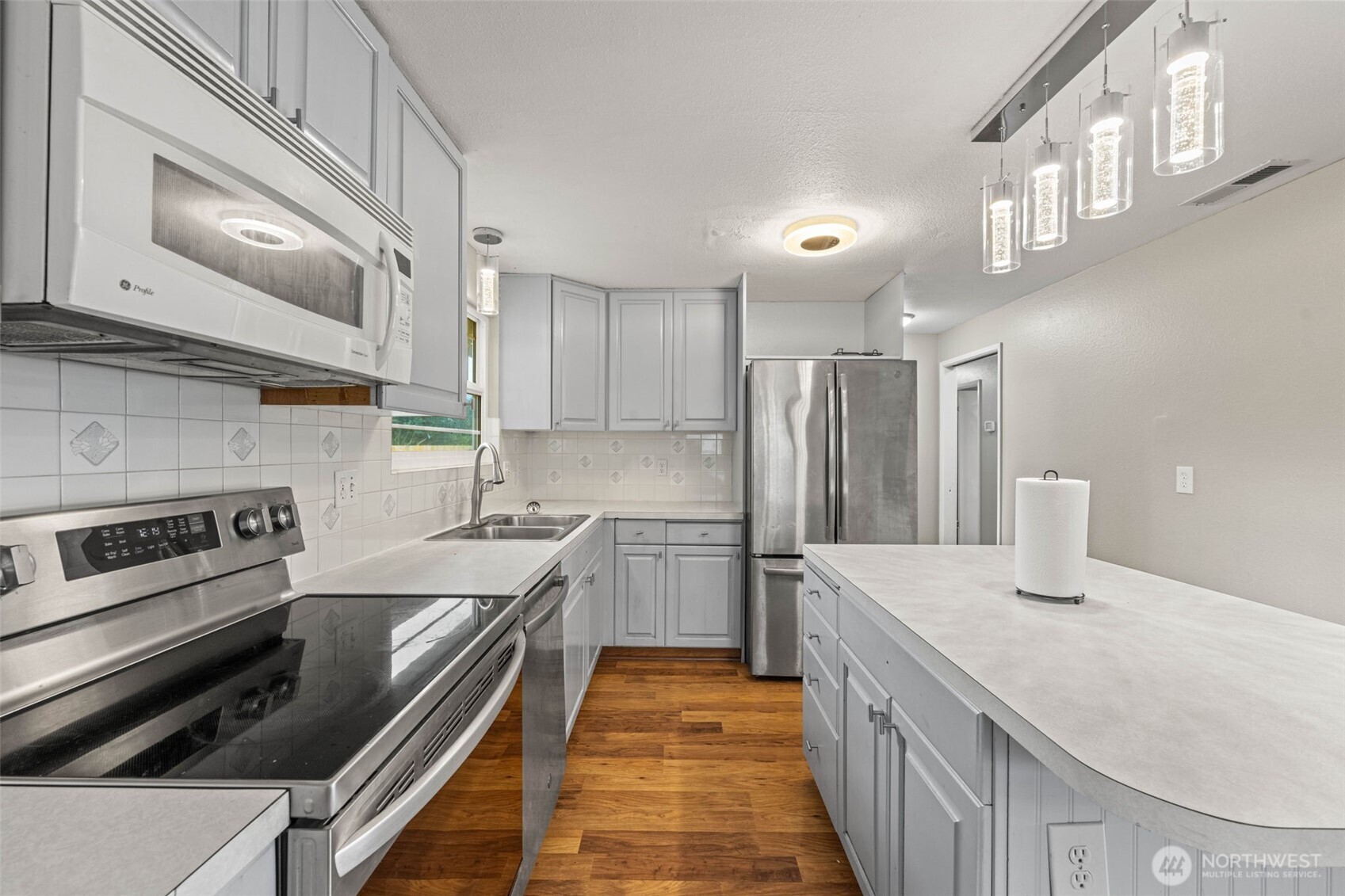 1209 Dundee Drive , Cosmopolis, WA 98537