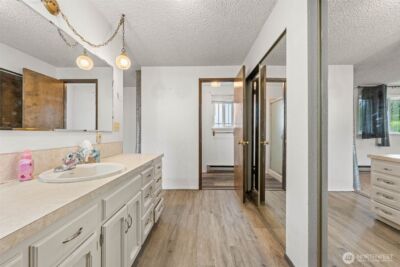 1209 Dundee Drive , Cosmopolis, WA 98537 - Photo 33