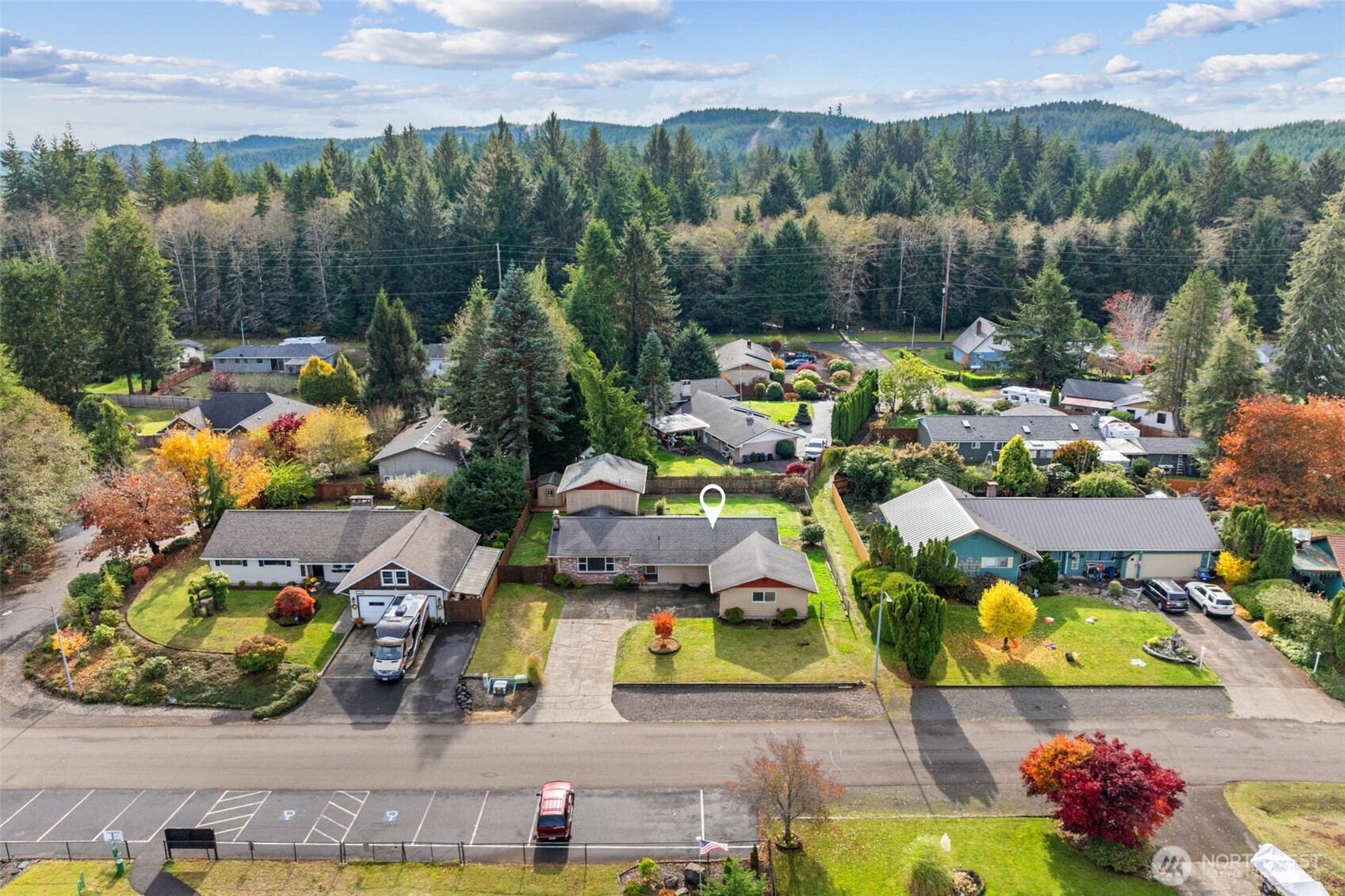 1209 Dundee Drive , Cosmopolis, WA 98537