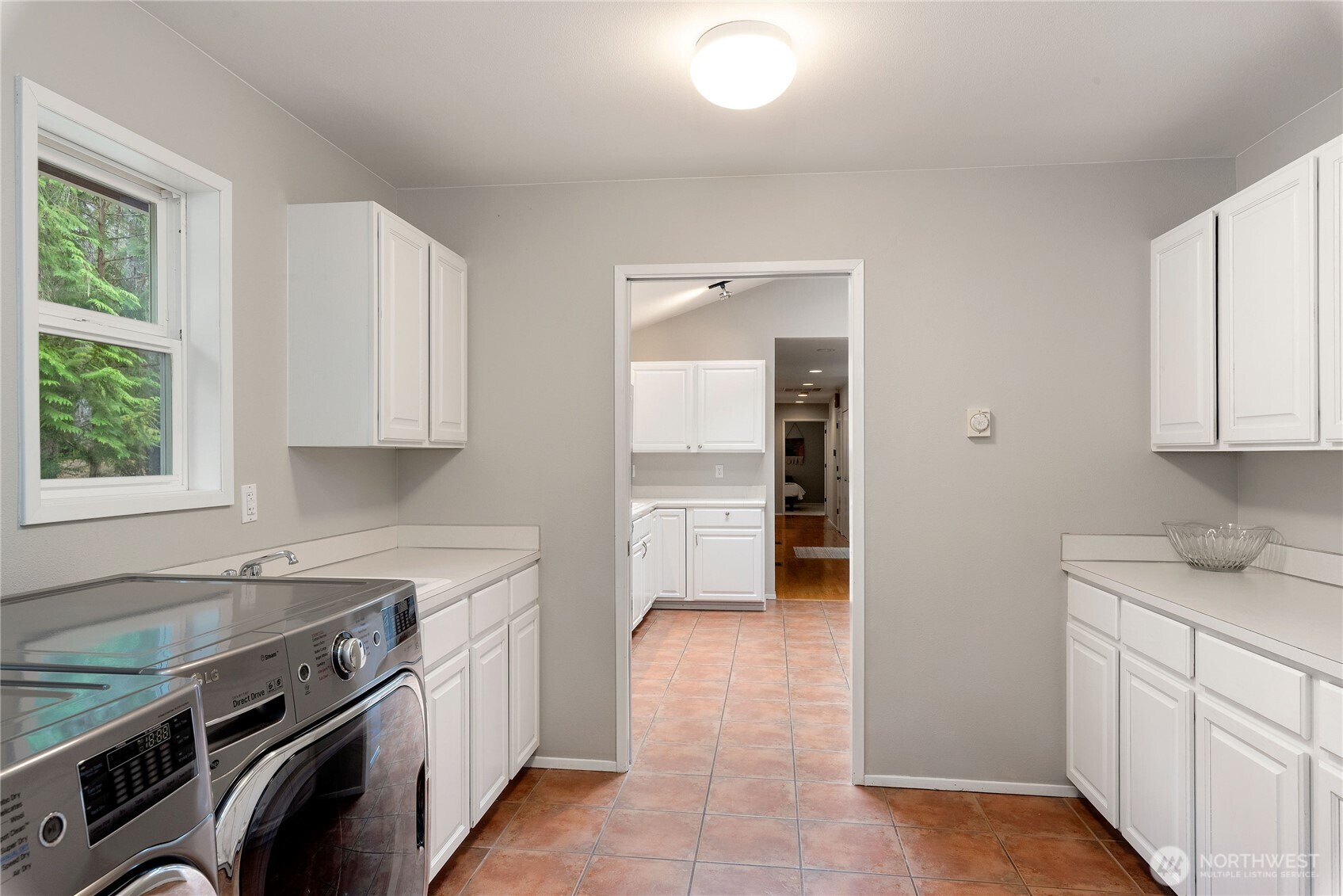 41 E Westlake Place , Allyn, WA 98524