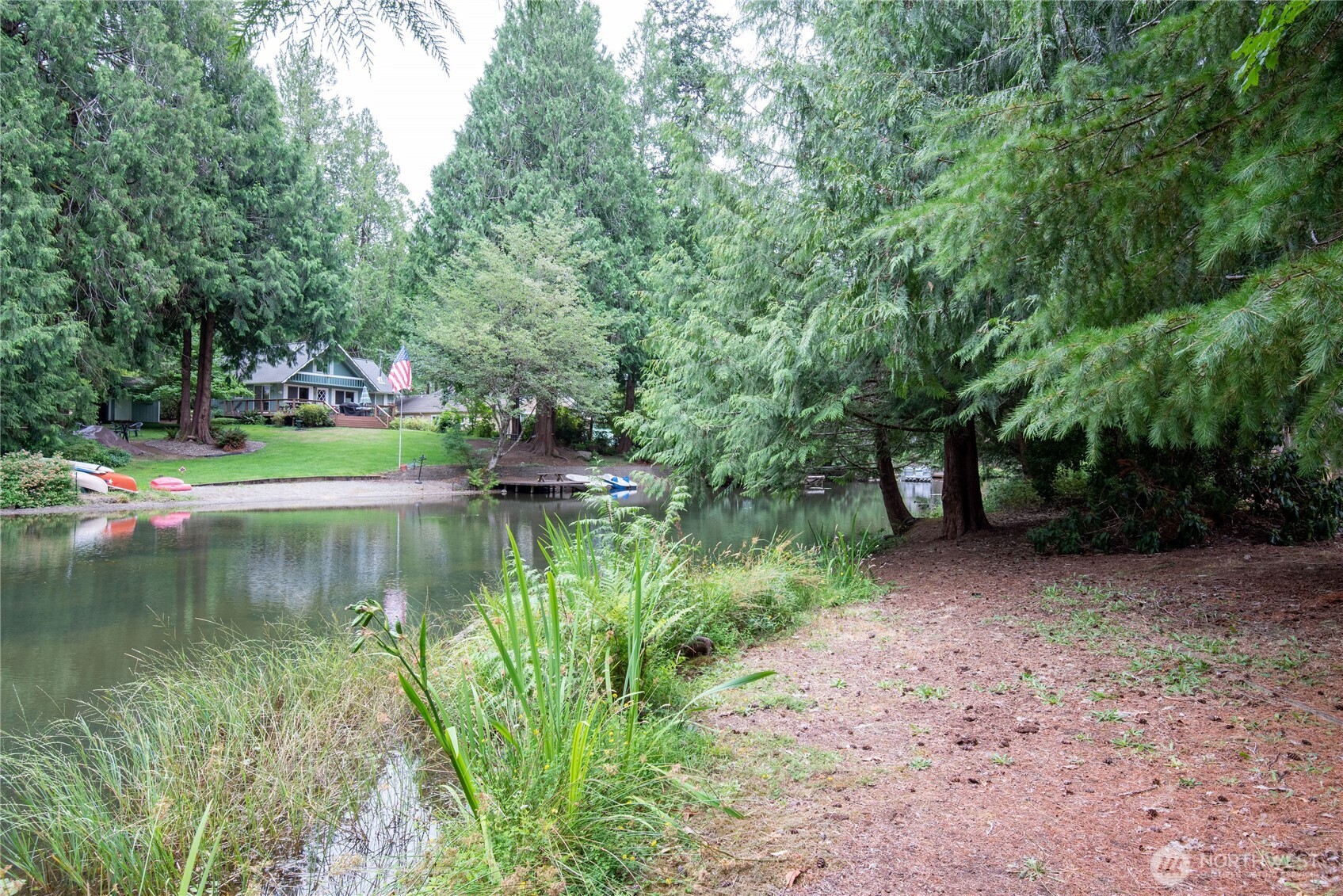 41 E Westlake Place , Allyn, WA 98524