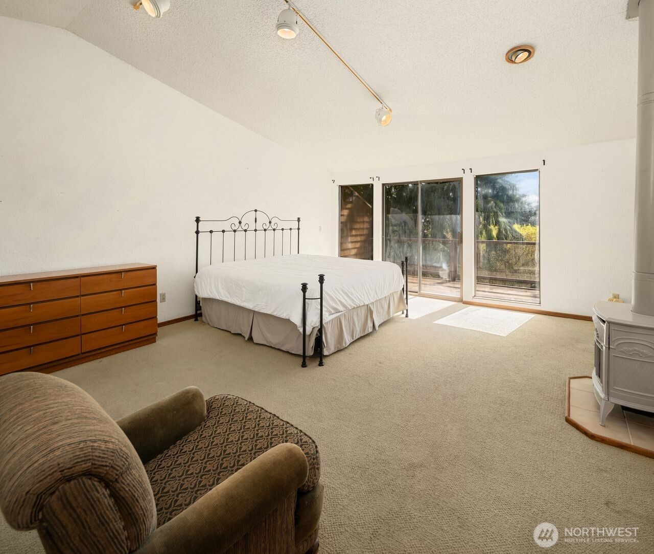 6625 Cromwell Beach Drive NW, Gig Harbor, WA 98335-7513