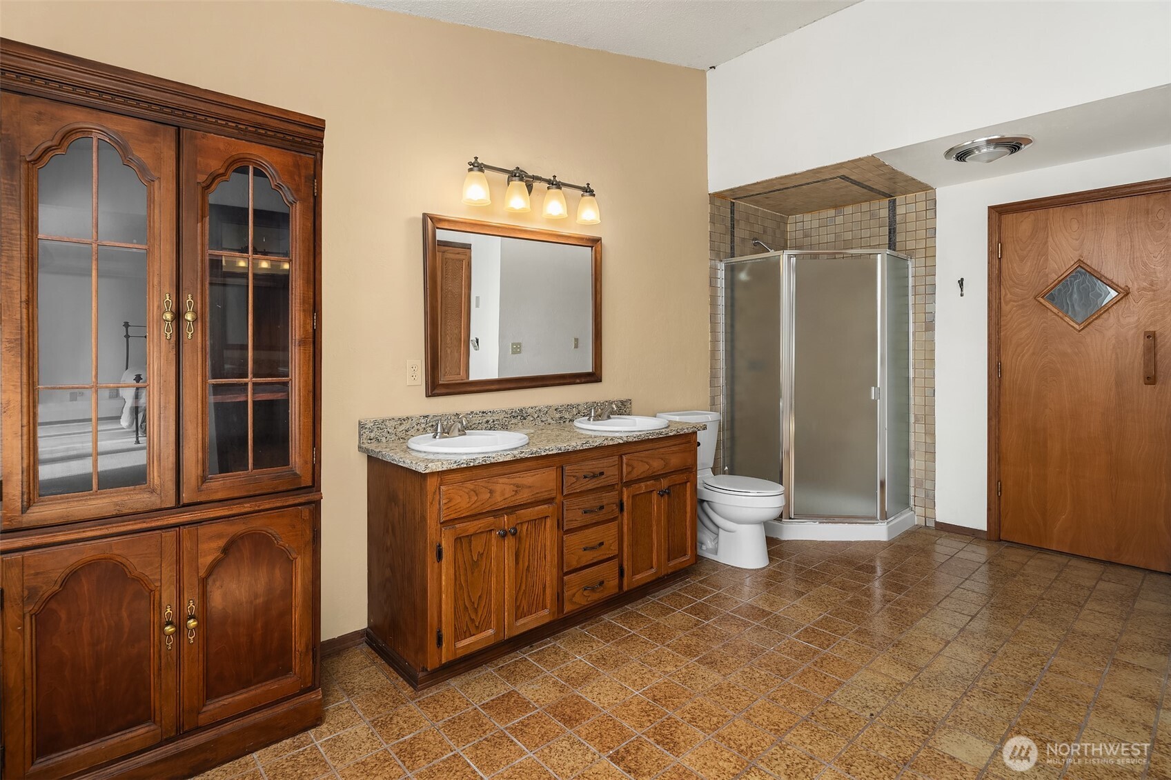 6625 Cromwell Beach Drive NW, Gig Harbor, WA 98335-7513