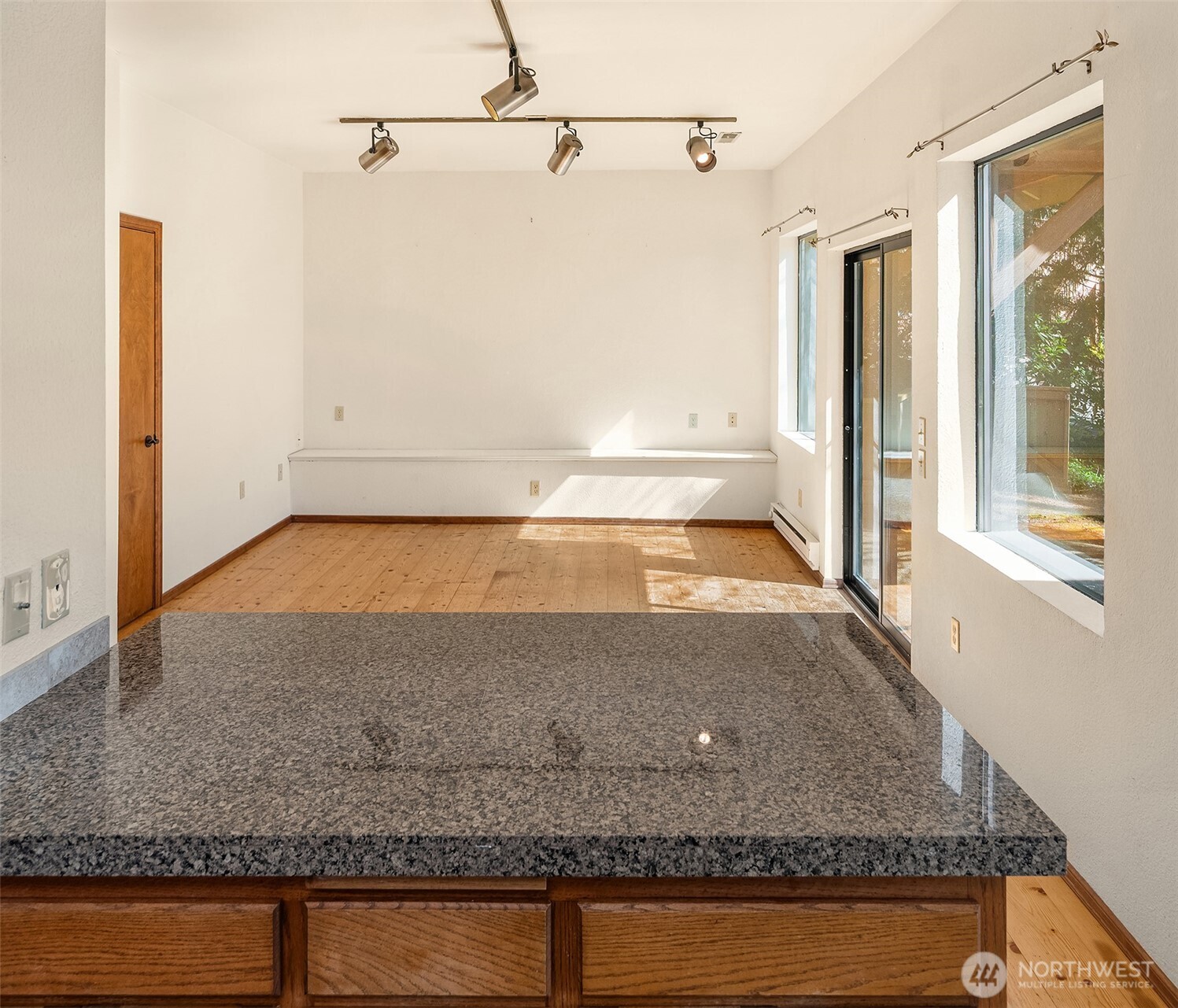 6625 Cromwell Beach Drive NW, Gig Harbor, WA 98335-7513