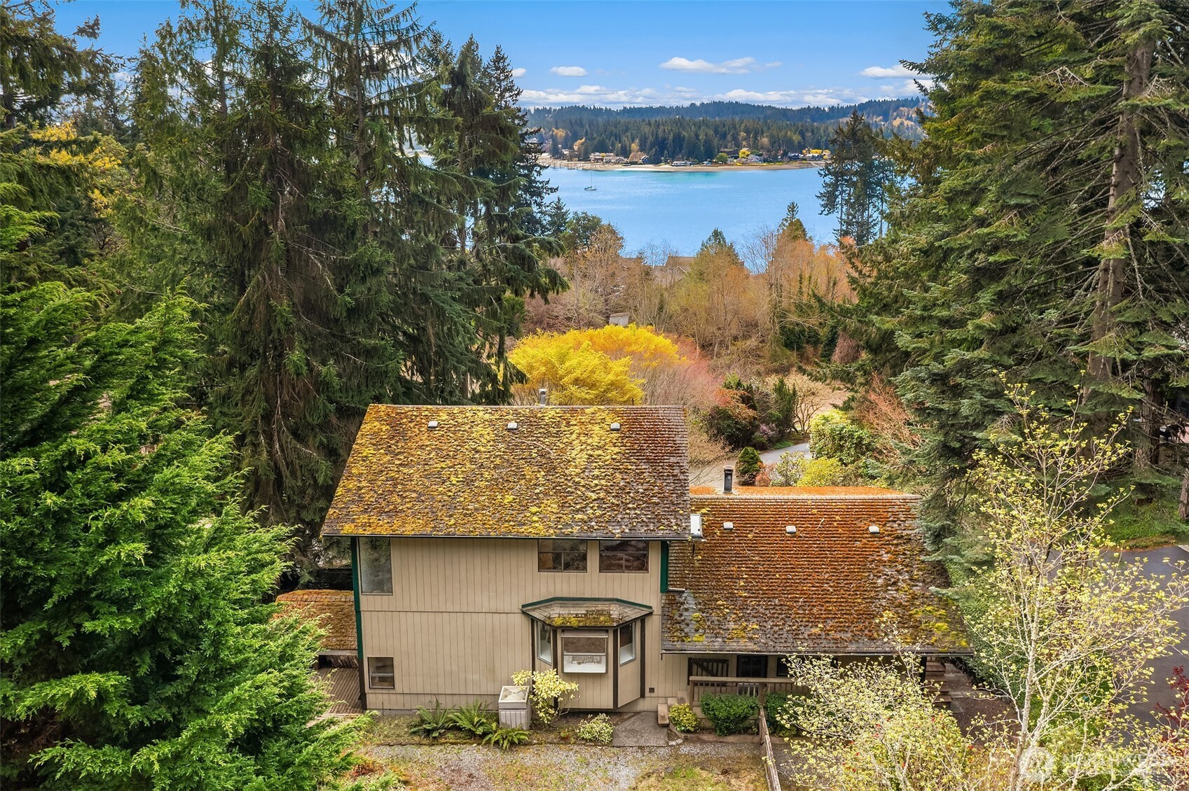 6625 Cromwell Beach Drive NW, Gig Harbor, WA 98335-7513