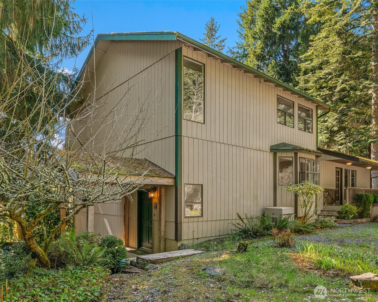 6625 Cromwell Beach Drive NW, Gig Harbor, WA 98335-7513
