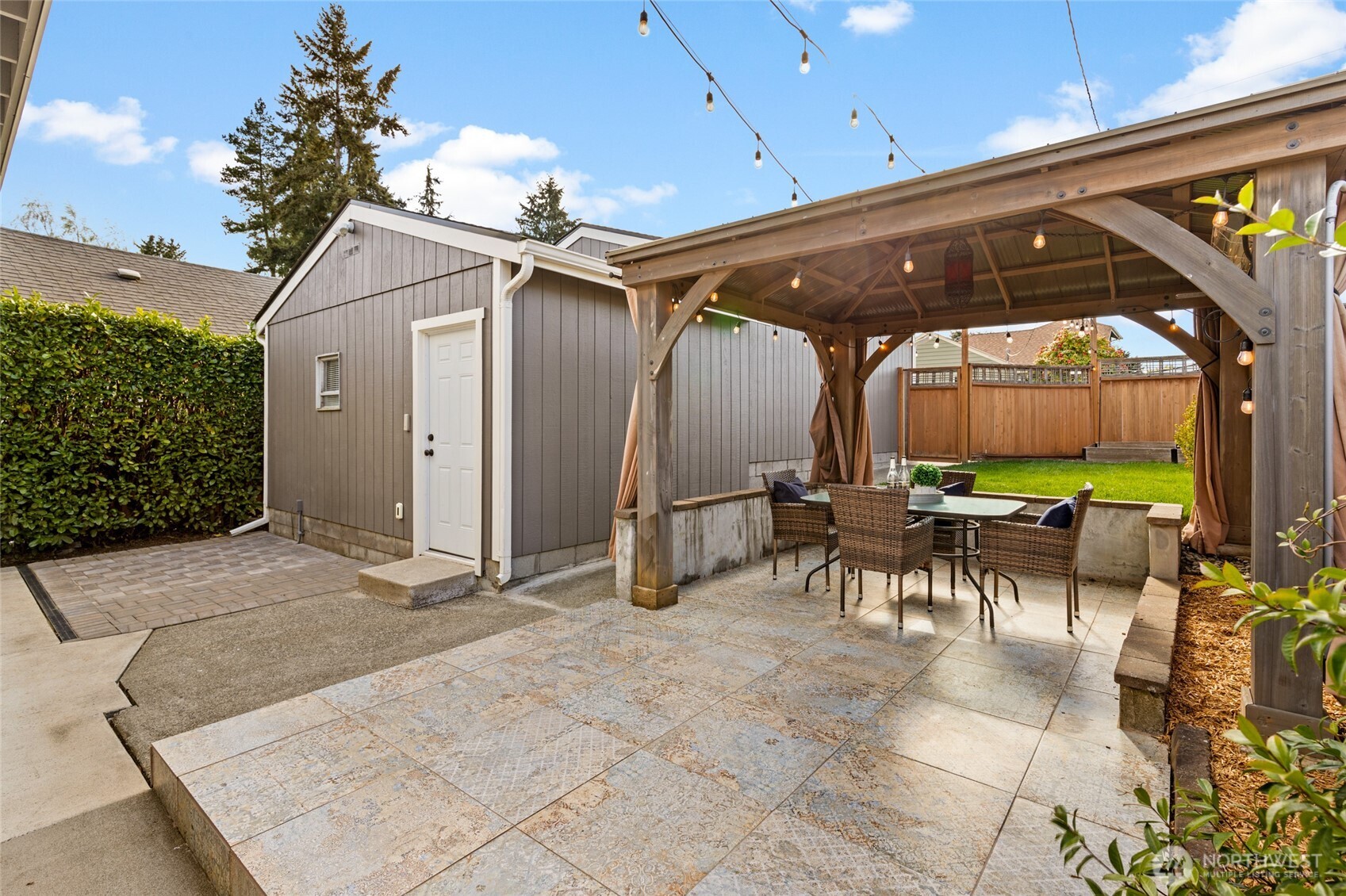 3019 Garlough Avenue SW, Seattle, WA 98116