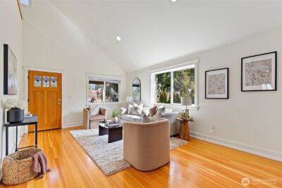 3019 Garlough Avenue SW, Seattle, WA 98116 - Photo 4