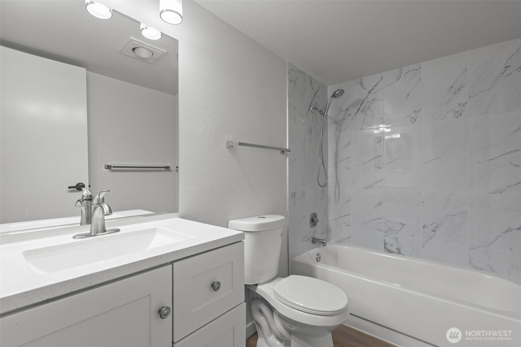 500 W Roy Street #W103, Seattle, WA 98119