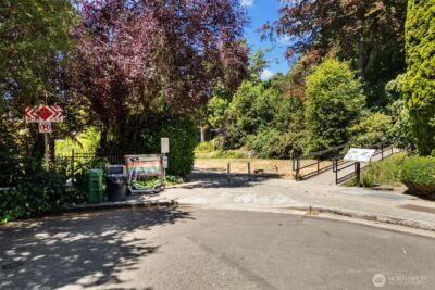 500 W Roy Street #W103, Seattle, WA 98119 - Photo 28